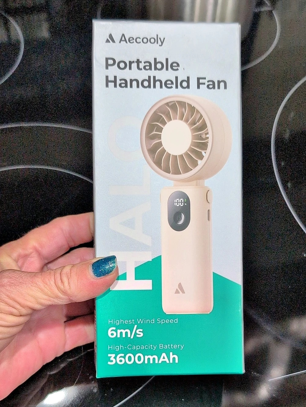 Aecooly Halo 04 Portable Handheld Fan in Cream NWT